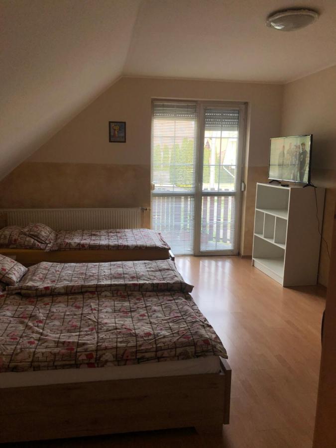 Imre Apartman Hajdúszoboszló Exterior foto